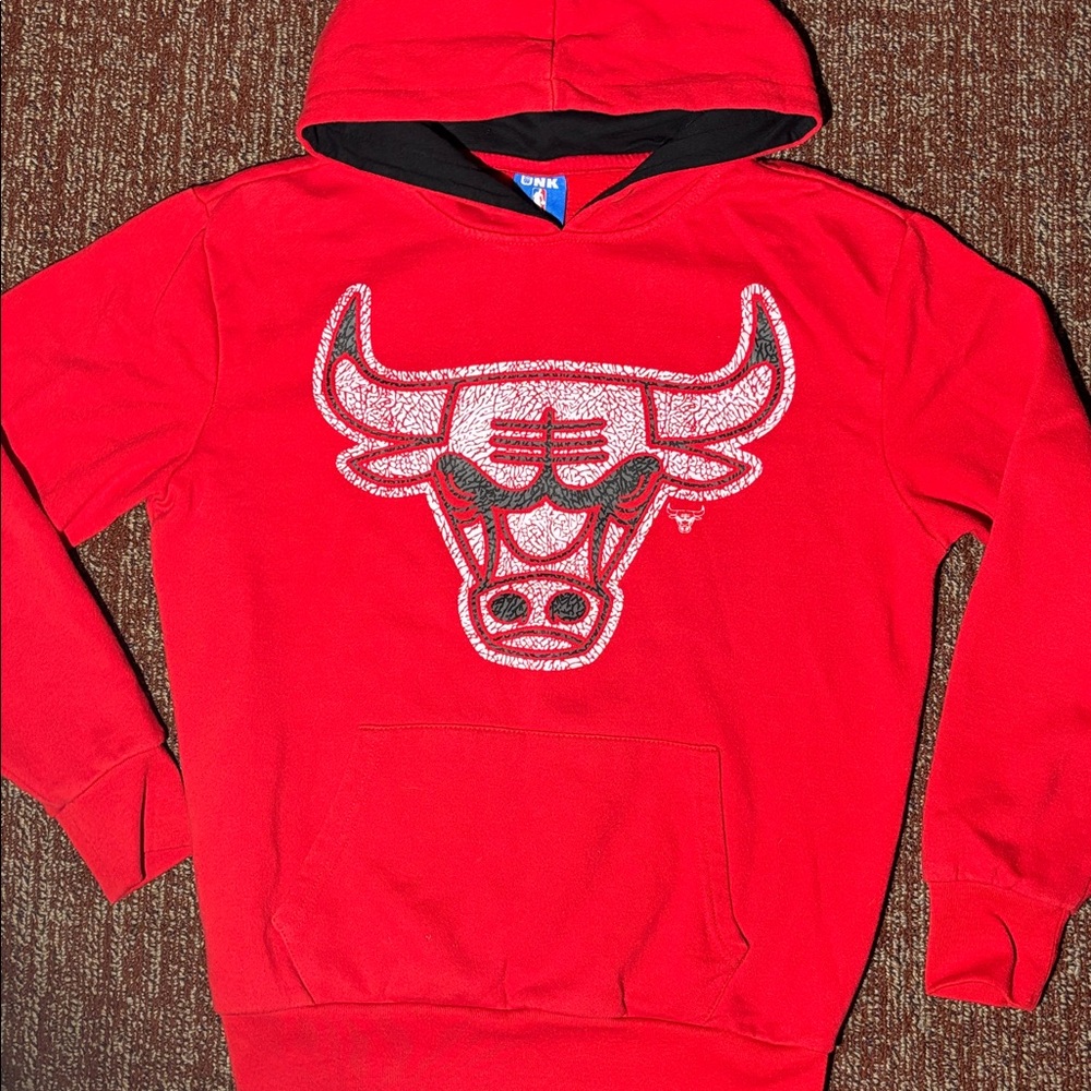 Chicago Bulls NBA vintage men’s red pullover casual hoodie chi town basketball